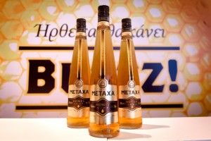 METAXA Honey Shot, η νέα πρόταση του METAXA