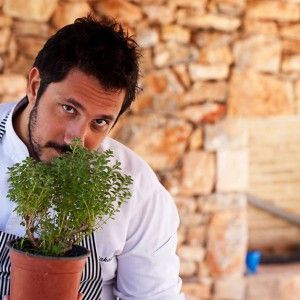Ο Παναγιώτης Γιακαλής τα δίνει όλα στο νέο Malabar Gastronomy
