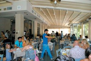 5 μεζεδοπωλεία που συμφέρουν από την Ελένη Ψυχούλη