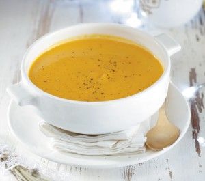 Carrot, ginger and lavender soup