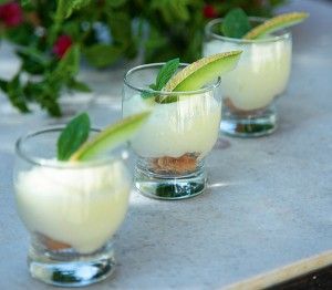 Crème au melon in a glass
