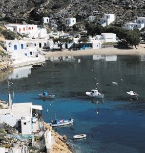 Η Σίφνος μάς “στρώνει” το τραπέζι
