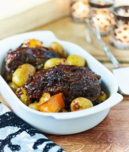 Sunday roast with grape molasses