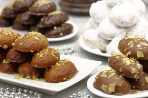 Τhe best melomakarona and kourabiedes in Athens
