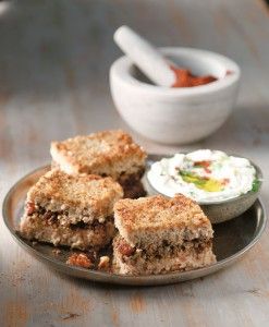 Baked bulgur-ground beef pie