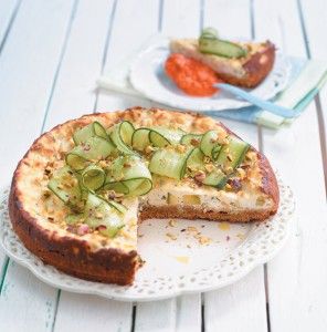 Salty cheesecake with feta cheese and red pepper marmelade