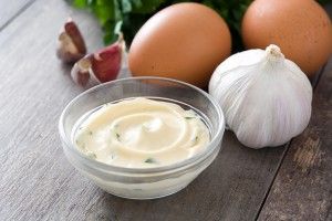 Μαγιονέζα και hollandaise, δύο σάλτσες με πολλά μυστικά