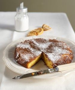 Orange-scented almond cake