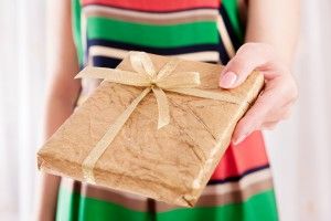 10 βιβλία για φαγητό και ποτό για να κάνεις δώρο τις γιορτές