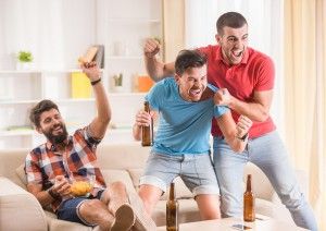 Έχει αγώνα σήμερα! Τι τρώνε όταν βλέπουν Eurobasket;