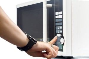 Φούρνος μικροκυμάτων: Τι πρέπει να προσέχετε
