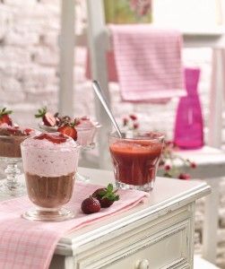 Milk chocolate – strawberry mousse