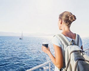 Πόσο πρέπει να κοστίζει ο καφές στο πλοίο ή το αεροδρόμιο;