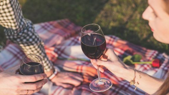 wine-couple