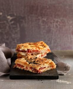 Pastirma pie