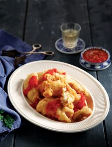 Fried cod with ginger – tomato sauce