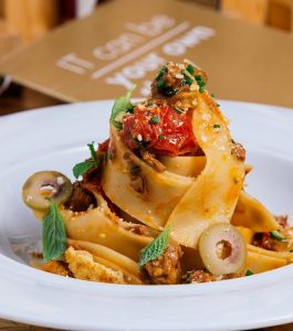 ΙΤ restaurant: Νέο μενού από τον νέο corporate chef Χρύσανθο Μανωλόπουλο