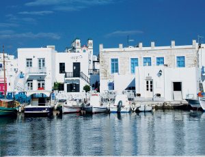 Η Πάρος ετοιμάζεται να γίνει το πρώτο νησί της Μεσογείου χωρίς πλαστικά