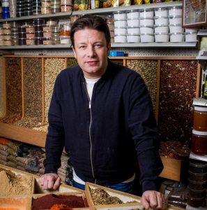 Ο Jamie Oliver έχασε 12 κιλά κάνοντας δύο μόνο αλλαγές στη διατροφή του