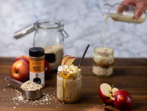 Overnight oats μηλόπιτα