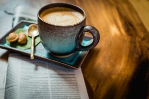 Cozy cafe – βιβλιοπωλεία για χειμωνιάτικες βόλτες