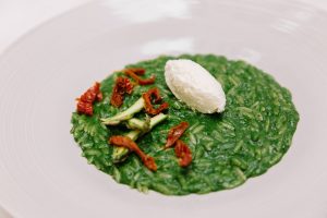 Cycladic Café: Γευστική συμμαχία της Βegnis Catering με τον Γιάννη Μπαξεβάνη