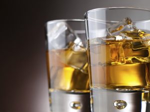 Άγγλοι και Σκωτσέζοι πρώτοι στο αλκοόλ – Η θέση της Ελλάδας