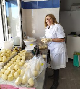 Καρίκι Τήνου, ένα ξεχωριστό «μπλε» τυρί