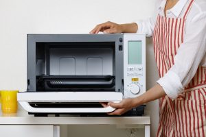 Πώς και πότε ανακαλύφθηκε ο φούρνος μικροκυμάτων;