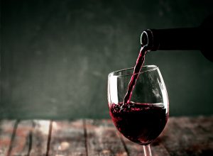 ΗΠΑ: Οινοποιείο προσφέρει δουλειά με $10,000 το μήνα και δωρεάν διαμονή