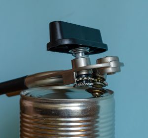 Πώς να καθαρίσετε το ανοιχτήρι κονσέρβας