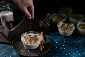 Μαλεμπί, ζερδές και ταούκ: Κρέμας και ρυζόγαλου το ανάγνωσμα