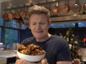Ο Gordon Ramsay μάς λέει το μυστικό για τις τέλειες καυτερές φτερούγες