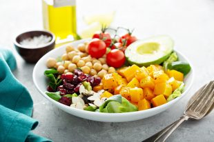 Vegan lunch bowl with chickpeas and roasted squash