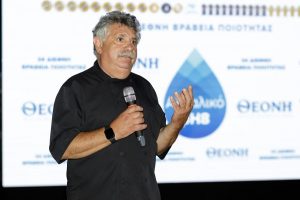 Ο Λευτέρης Λαζάρου εγκαινίασε τις «Βραδιές γαστρονομίας με τη Θεόνη»