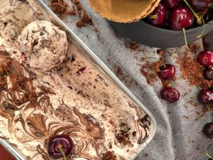 Παγωτό Black Forest