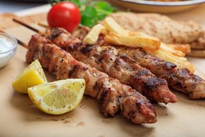 Πίτσα ή σουβλάκι; Τι προτιμούν οι αναγνώστες του Olivemagazine.gr;
