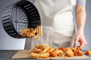 Air fryer και slow cooker-Τους αξίζει μια θέση στην κουζίνα;