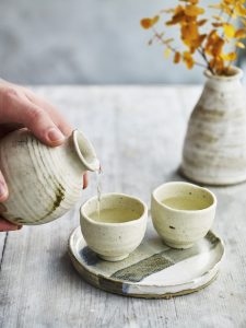 Sake: Εξερευνούμε το εθνικό ποτό της Ιαπωνίας και το κάνουμε κοκτέιλ