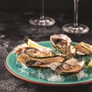 Wine pairing κατά τη διάρκεια ενός γεύματος: ο Κωνσταντίνος Λαζαράκης απαντά σε 6 ερωτήματα