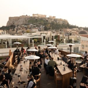 8 εναλλακτικές ταράτσες στο κέντρο της Αθήνας