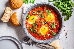 Ομελέτα, καγιανάς, ποσέ, scrambled: Όλοι οι τρόποι να μαγειρέψετε τα αυγά