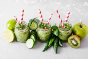 3 λόγοι για να ξεκινήσετε να φτιάχνετε smoothie με αγγούρι (+2 συνταγές)