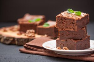 Πώς να κόβετε εύκολα τα brownies σε άψογα κομμάτια