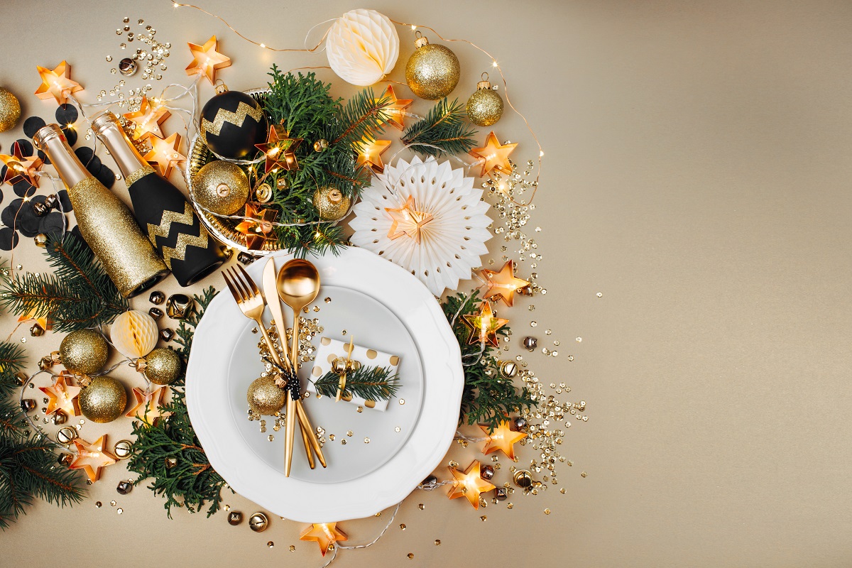 Christmas,Table,Setting.,Gold,And,Black,Decoration,With,Fir-tree,Branch.