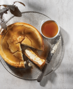 Κρητικό cheesecake από τον Στέλιο Παρλιάρο