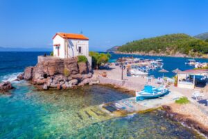 Γιατί η γαστρονομία της Λέσβου είναι μια εμπειρία που μένει στη μνήμη: πιάτα, προϊόντα και συνταγές