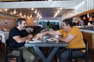 Χ. Πέσκιας vs Π. Κοσκινάς: Ετσι γίνονται τα μεγαλειώδη μαγειρέματα σε κατσαρόλες