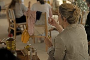 Μαμάδες και παιδιά μαγειρεύουν δημιουργικά με βάση το ελαιόλαδο