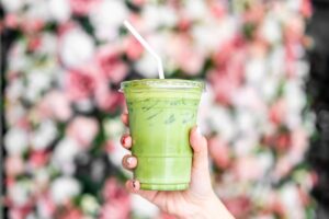 Smoothies on the go: 7 σημεία στην πόλη για να απολαύσετε τα πιο δροσερά και θρεπτικά ροφήματα του καλοκαιριού